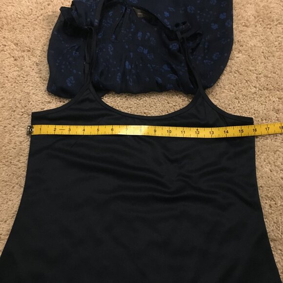 Denver Hayes Floral Pintuck Sleeveless Blouse With Built In Camisole - Picture 6 of 15